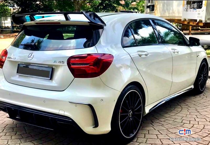 Mercedes Benz A45 AMG 2.0-LITER LUXURY SPORT HATCHBACK Automatic 2017 - image 8