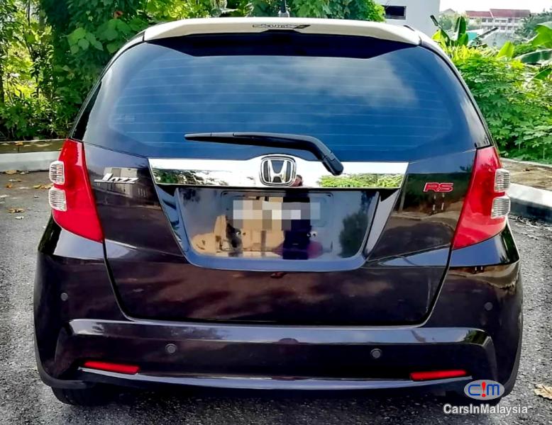 Picture of Honda Jazz Hybrid 1.4-LITER FUEL ECONOMY HYBRID HATCHBACK Automatic 2014 in Malaysia