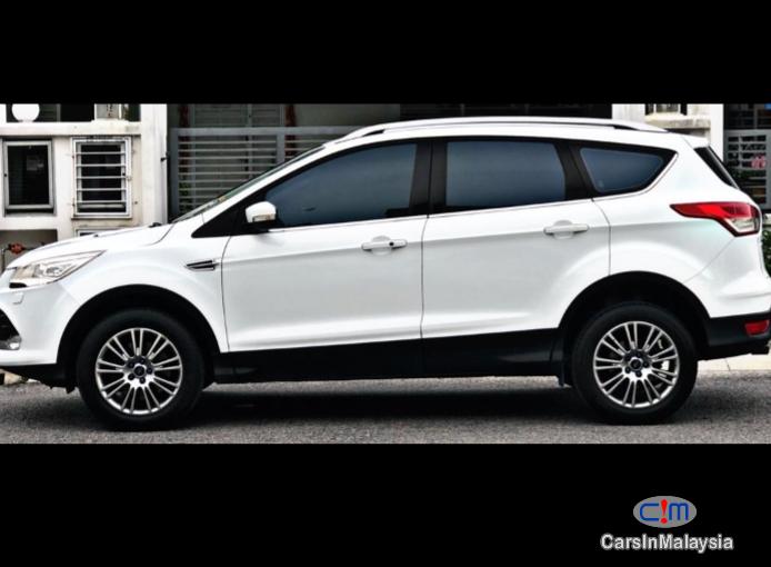 Ford Kuga 1.6 Liter SUV Turbo Automatic 2015 - image 10