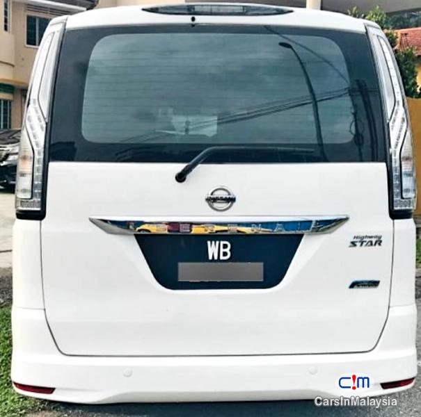 Nissan Serena 2.0-LITER VERY FUEL SAVER FAMILY MPV Automatic 2015
