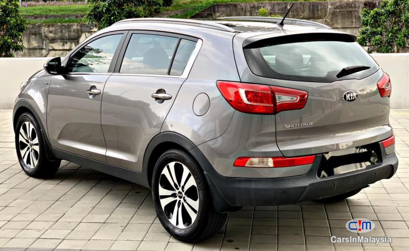 Kia Sportage 2.0-LITER SUV Automatic 2013 - image 2