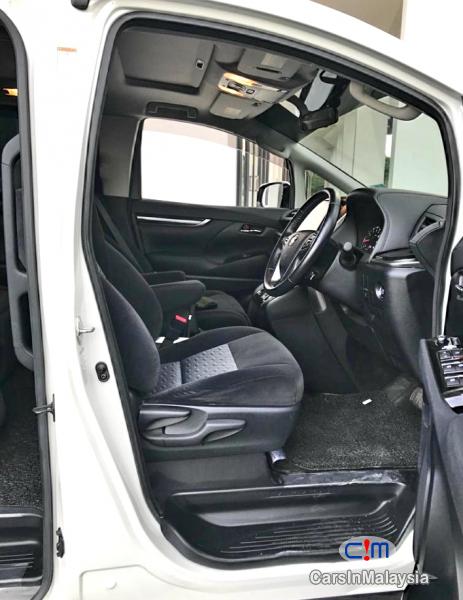 Toyota Alphard 2.5-LITER LUXURY FAMILY MPV Automatic 2017 in Kuala Lumpur - image