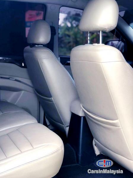 Mitsubishi Pajero Sport 2.5-LITER FAMILY 4X4 4WD DIESEL SUV Automatic 2013 - image 5