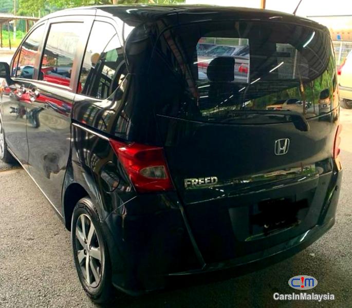 Honda Freed 1.5-LITER ECONOMY FAMILY MPV Automatic 2012 - image 3