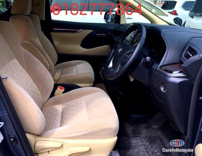 Toyota Alphard 2.5-LITER LUXURY FAMILY SUV Automatic 2016 - image 5