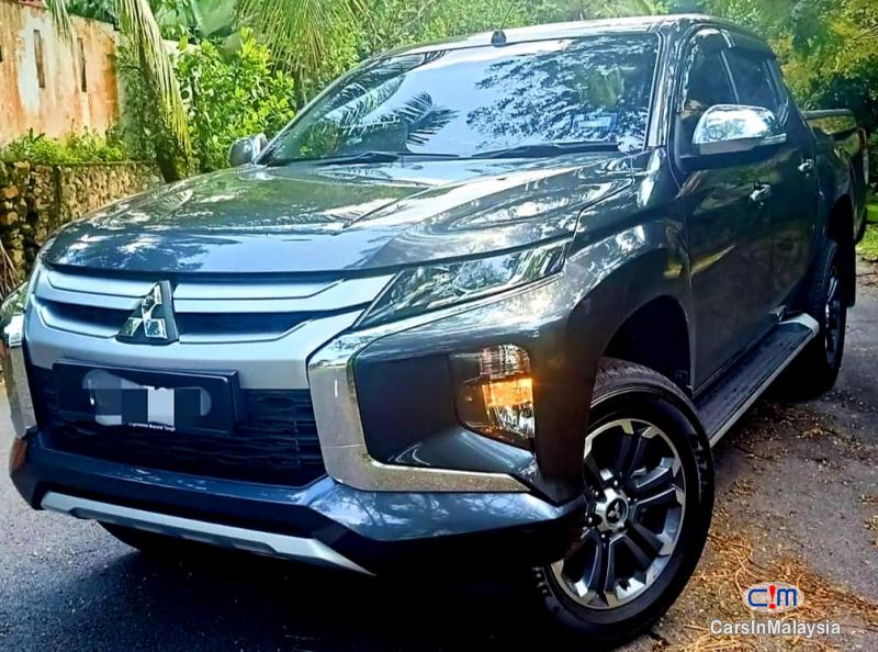 Mitsubishi Triton 2.4-LITER 4X4 DIESEL TURBO 4WD DOUBLE CAB CHASSIS Automatic 2019 in Kuala Lumpur
