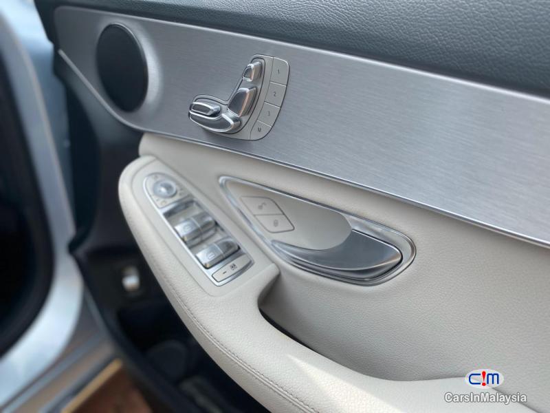 Mercedes Benz C200 2.0-LITER NEW MODEL FACELIFT LUXURY SEDAN TURBO Automatic 2016 - image 10