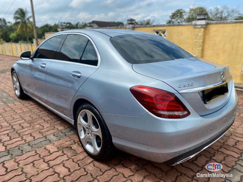 Mercedes Benz C200 2.0-LITER NEW MODEL FACELIFT LUXURY SEDAN TURBO Automatic 2016