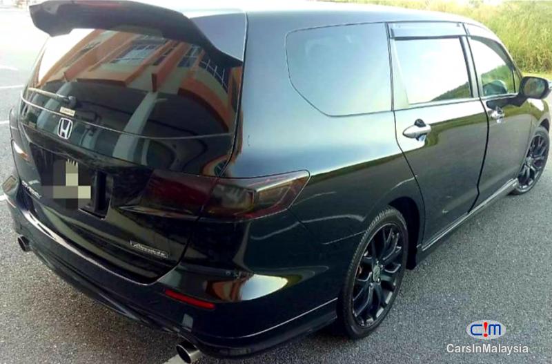 Picture of Honda Odyssey 2.4-LITER LUXURY FAMILY MPV 7 SEATER Automatic 2014