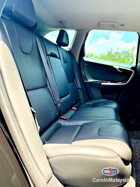 Volvo XC60 2.0-LITER T6 TURBO LUXURY SUV Automatic 2017 - image 11