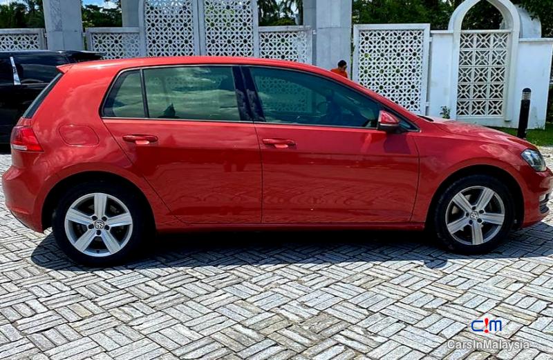 Volkswagen Golf 1.4-LITER TURBO HATCHBACK CAR Automatic 2013 - image 9