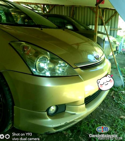 Toyota Wish 1.8-LITER FAMILY MPV Automatic 2004 in Malaysia