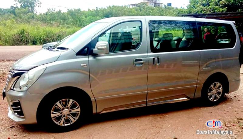 Hyundai Grand Starex 2.5-LITER 11 SEATER FAMILY MPV Automatic 2017