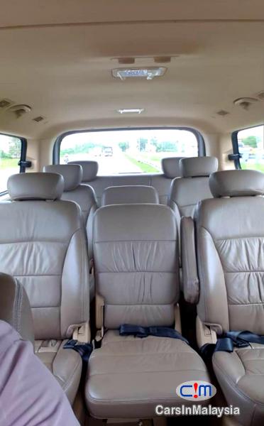 Hyundai Grand Starex 2.5-LITER 11 SEATER FAMILY MPV Automatic 2017 in Johor - image
