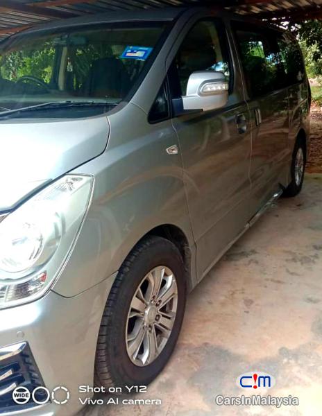 Hyundai Grand Starex 2.5-LITER 11 SEATER FAMILY MPV Automatic 2017 - image 9