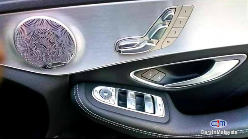 Mercedes Benz C350 e 2.0-LITER LUXURY SEDAN Automatic 2018 - image 14