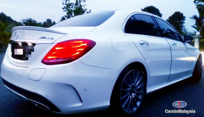 Mercedes Benz C350 e 2.0-LITER LUXURY SEDAN Automatic 2018