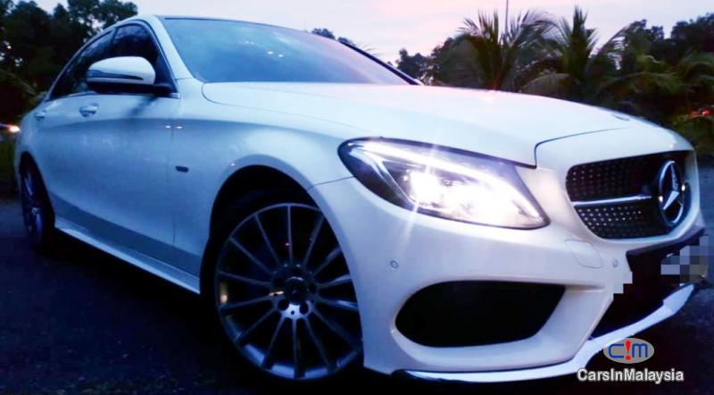 Mercedes Benz C350 e 2.0-LITER LUXURY SEDAN Automatic 2018 in Selangor