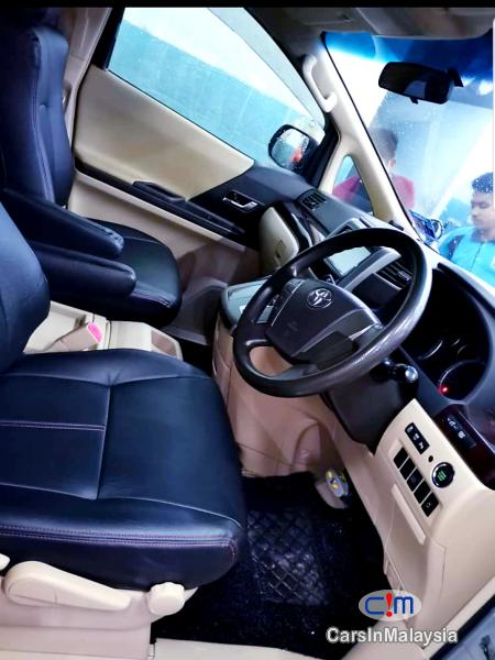 Toyota Vellfire 2.4-LITER LUXURY FAMILY MPV Automatic 2017 - image 10