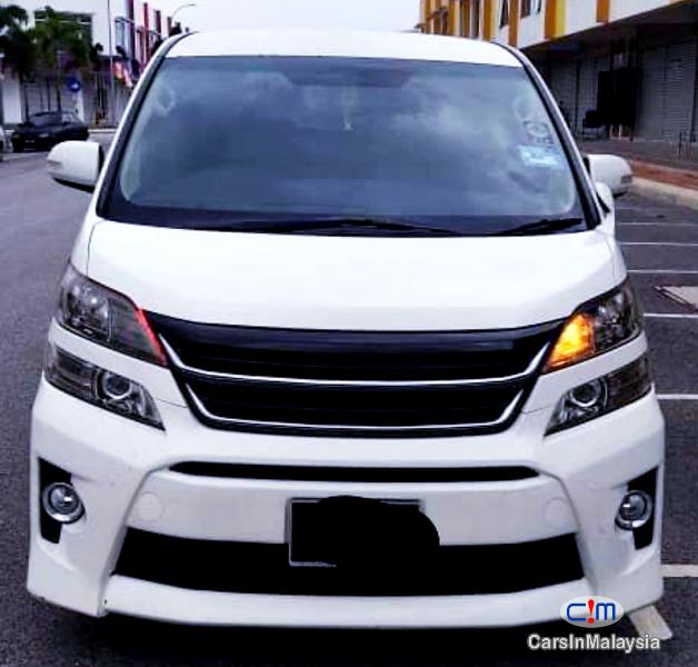Toyota Vellfire 3.5-LITER LUXURY FAMILY MPV Automatic 2010 in Kuala Lumpur