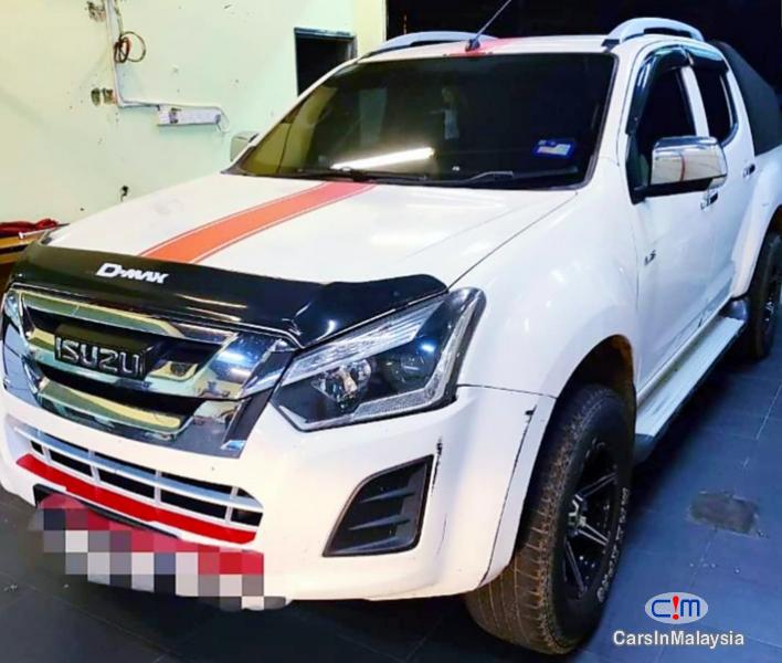Picture of Isuzu D-Max 2.5-LITER DOUBLE CAB DIESEL TURBO Automatic 2016 in Malaysia