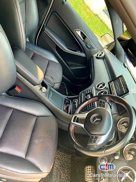Mercedes Benz A180 1.6-LITER TURBO HATCHBACK Automatic 2019 - image 10