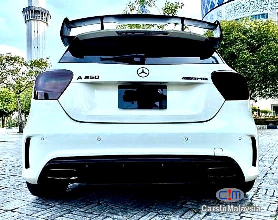 Mercedes Benz A180 1.6-LITER TURBO HATCHBACK Automatic 2019 - image 12
