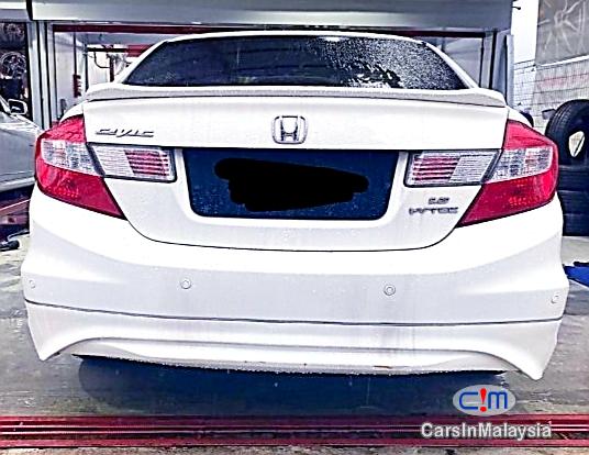 Honda Civic 1.8-LITER AUTO SPORT SEDAN Automatic 2013