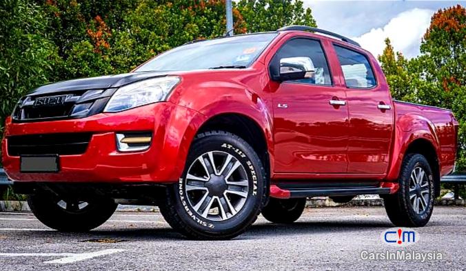 Isuzu D-Max 2.5-LITER DOUBLE CAB CHASSIS 4X4 DIESEL TURBO Automatic 2015 - image 10