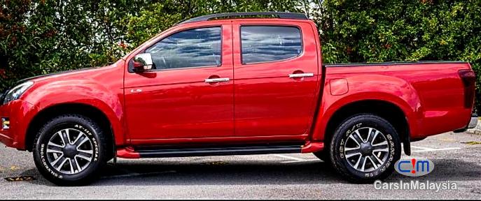 Isuzu D-Max 2.5-LITER DOUBLE CAB CHASSIS 4X4 DIESEL TURBO Automatic 2015 in Malaysia
