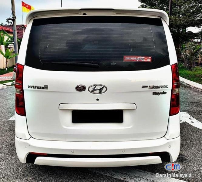 Hyundai Starex 2.5-LITER 11 SEATER MPV DIESEL TURBO Automatic 2013