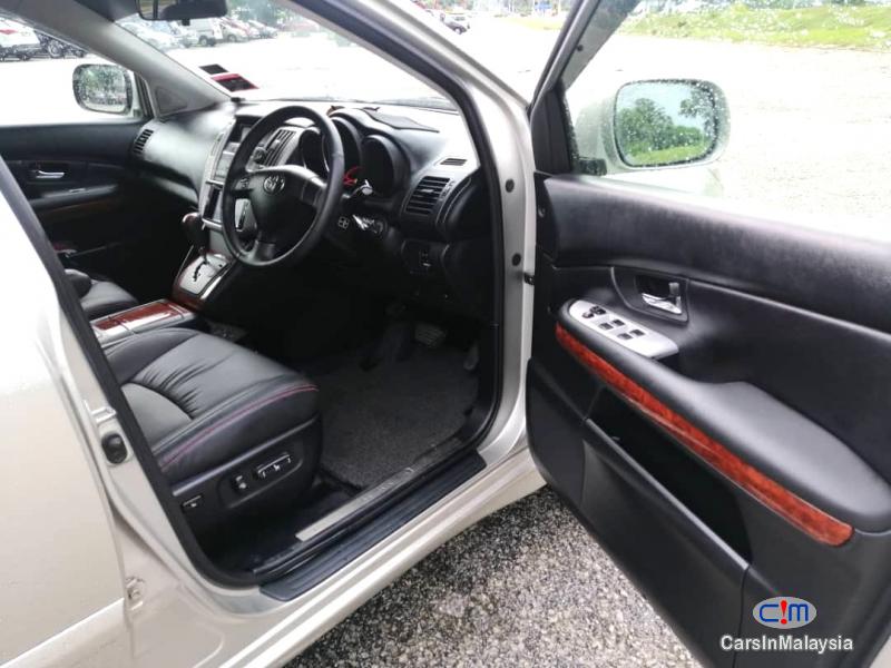 Toyota Harrier 3.0-LITER LUXURY SUV Automatic 2005 - image 10