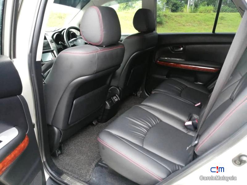 Toyota Harrier 3.0-LITER LUXURY SUV Automatic 2005 - image 12