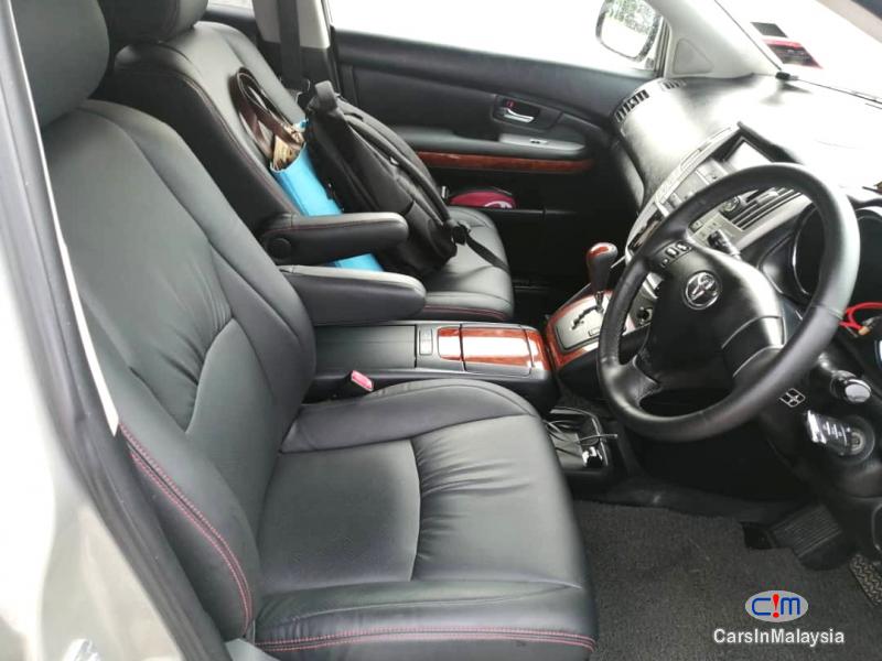 Toyota Harrier 3.0-LITER LUXURY SUV Automatic 2005 - image 6
