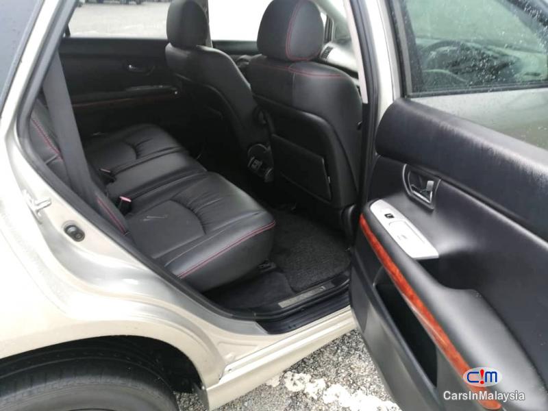 Toyota Harrier 3.0-LITER LUXURY SUV Automatic 2005 - image 9