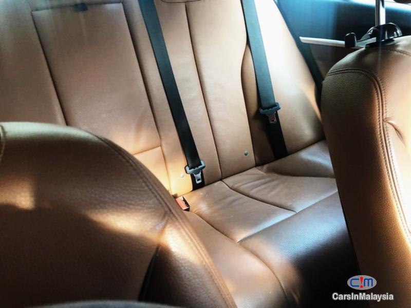 BMW 1.5-LITER LUXURY SEDAN NEW MODEL ENGINE & FACELIFT Automatic 2017 - image 9