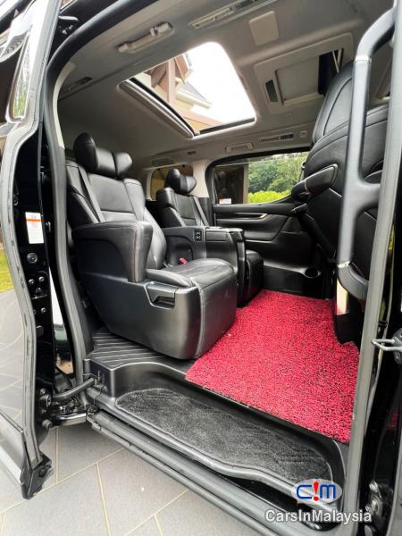 Toyota Vellfire 3.5-LITER LUXURY FAMILY MPV KERETA SAMBUNG BAYAR Automatic 2015 - image 5