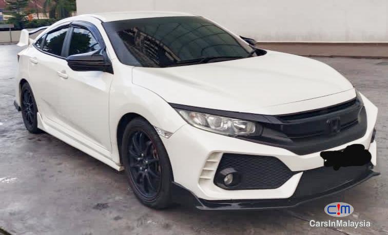 Honda Civic 1.8-LITER SPORTS SEDAN Automatic 2017 - image 4