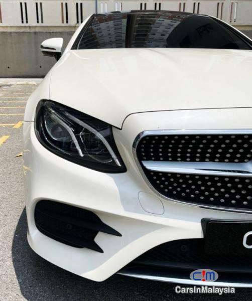 Mercedes Benz E300 2.0-LITER LUXURY SPORTS COUPE KERETA SAMBUNG BAYAR Automatic 2021 - image 11
