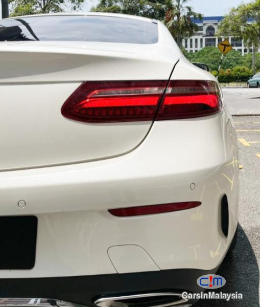 Mercedes Benz E300 2.0-LITER LUXURY SPORTS COUPE KERETA SAMBUNG BAYAR Automatic 2021 - image 12