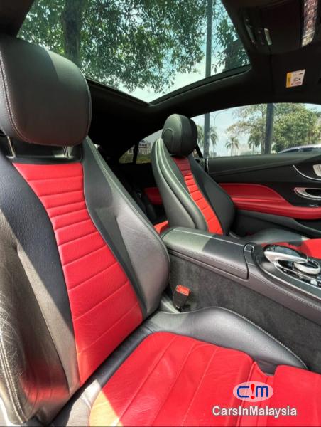 Mercedes Benz E300 2.0-LITER LUXURY SPORTS COUPE KERETA SAMBUNG BAYAR Automatic 2021 in Kuala Lumpur - image