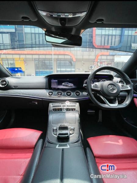 Mercedes Benz E300 2.0-LITER LUXURY SPORTS COUPE KERETA SAMBUNG BAYAR Automatic 2021 - image 9