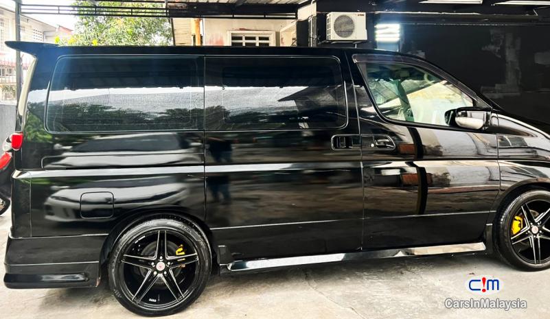Nissan Elgrand 3.5-LITER LUXURY FAMILY MPV Automatic 2005 in Selangor