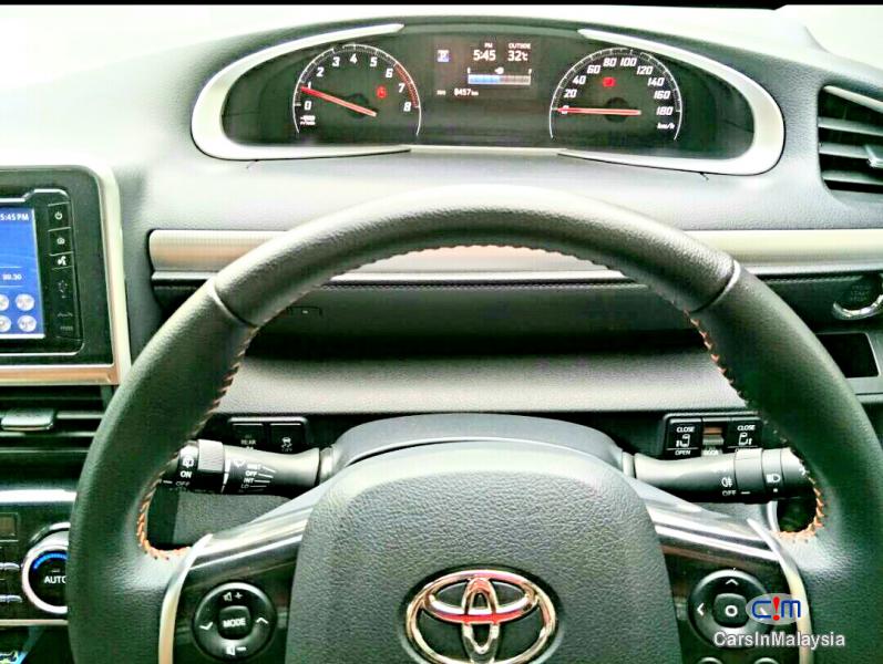 Toyota Sienta Automatic 2016 - image 16
