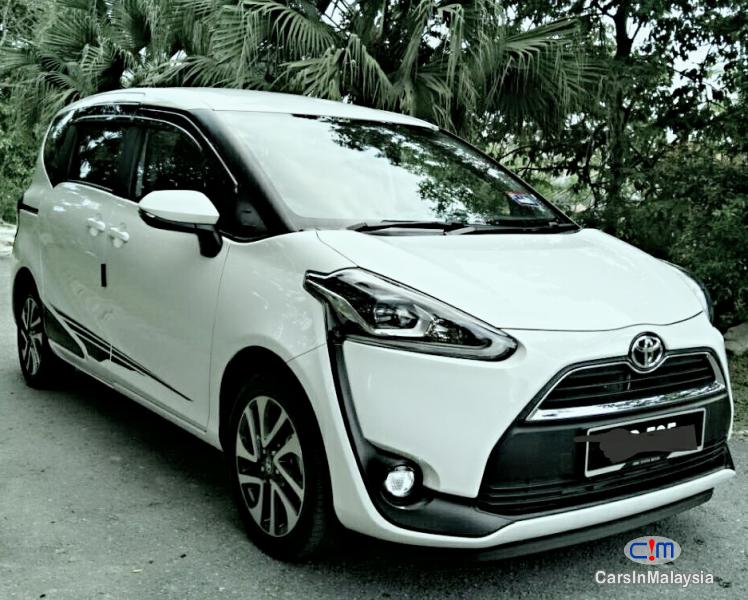 Toyota Sienta Automatic 2016 in Selangor