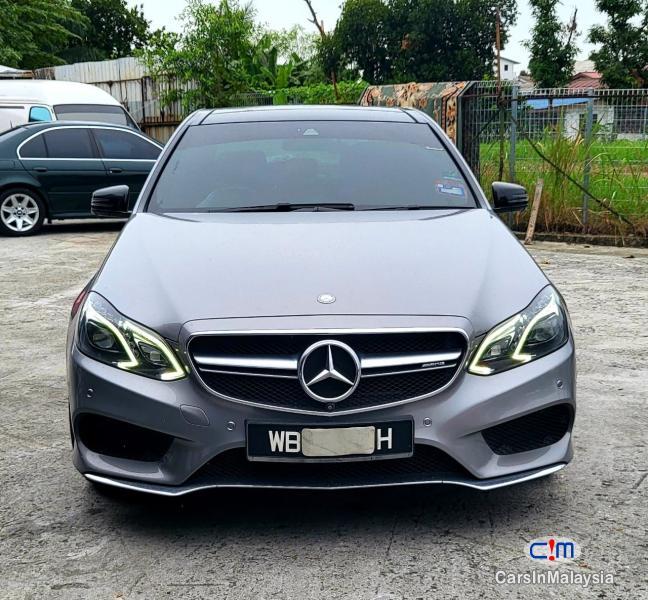 Mercedes Benz E300 Automatic 2015
