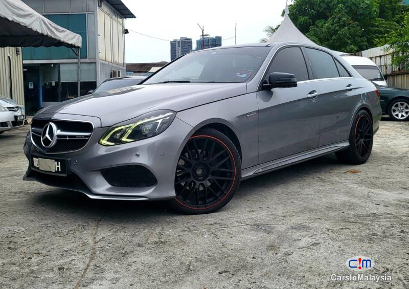 Mercedes Benz E300 Automatic 2015 in Kuala Lumpur