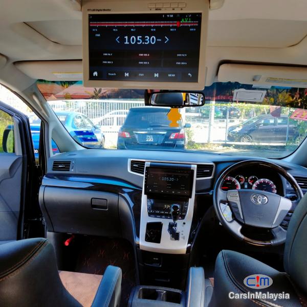 Toyota Alphard Automatic 2014 - image 16