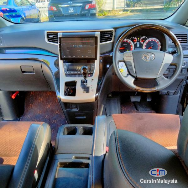Toyota Alphard Automatic 2014 - image 18