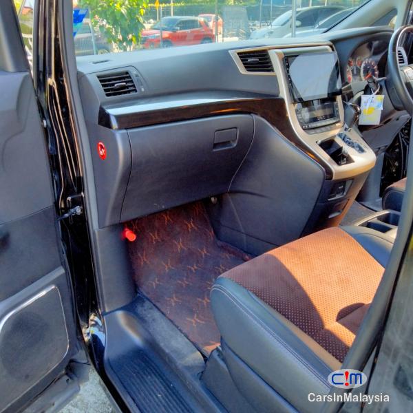 Toyota Alphard Automatic 2014 - image 9